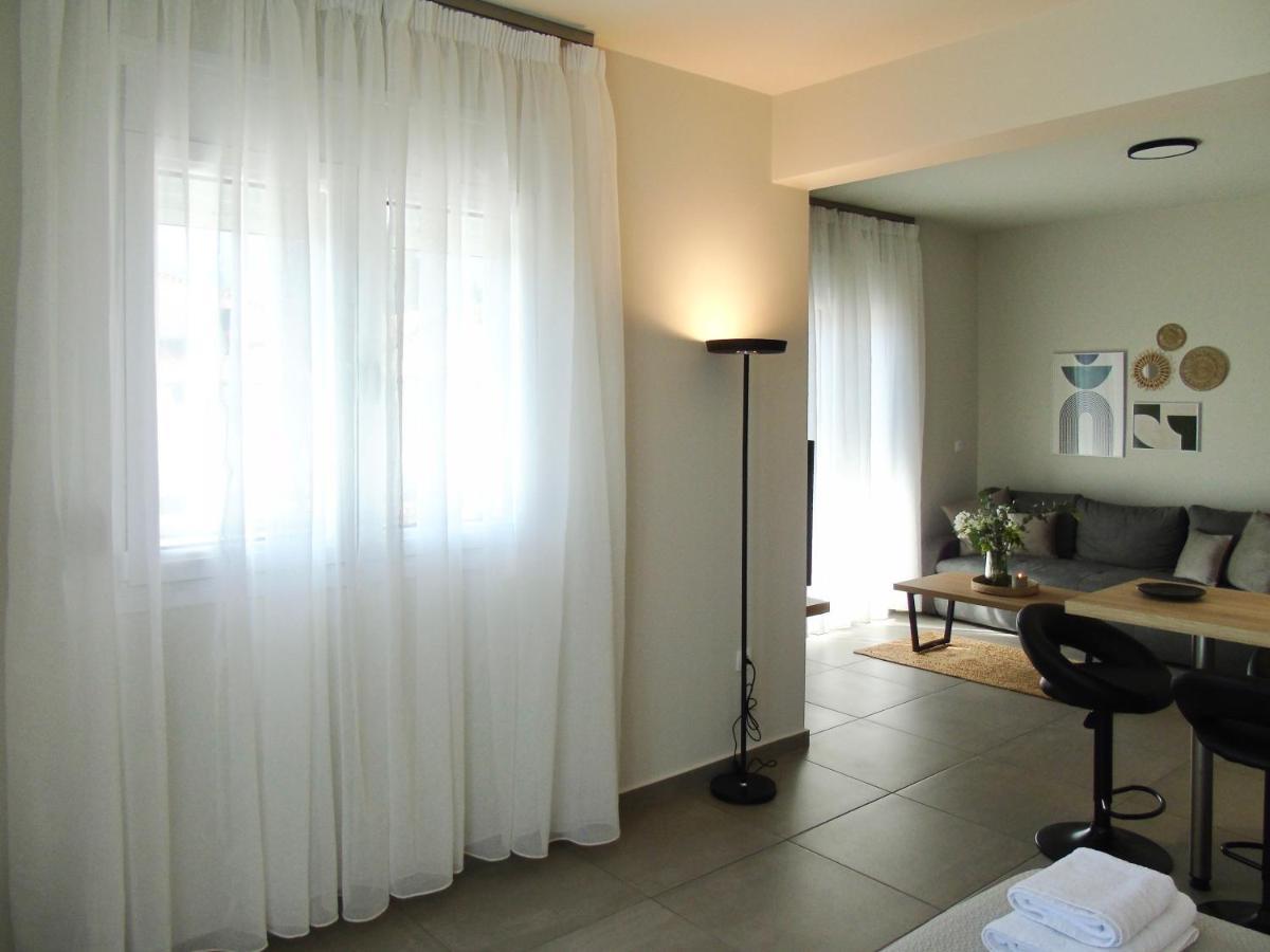 Grey Rose Apartment Kalambaka Bagian luar foto