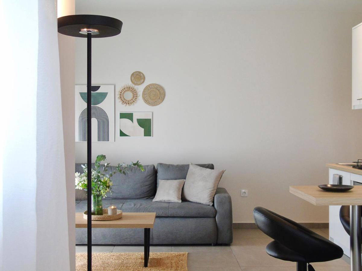 Grey Rose Apartment Kalambaka Bagian luar foto